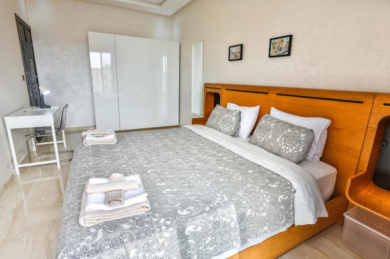 אסאוירה Prestigious Apartment מראה חיצוני תמונה