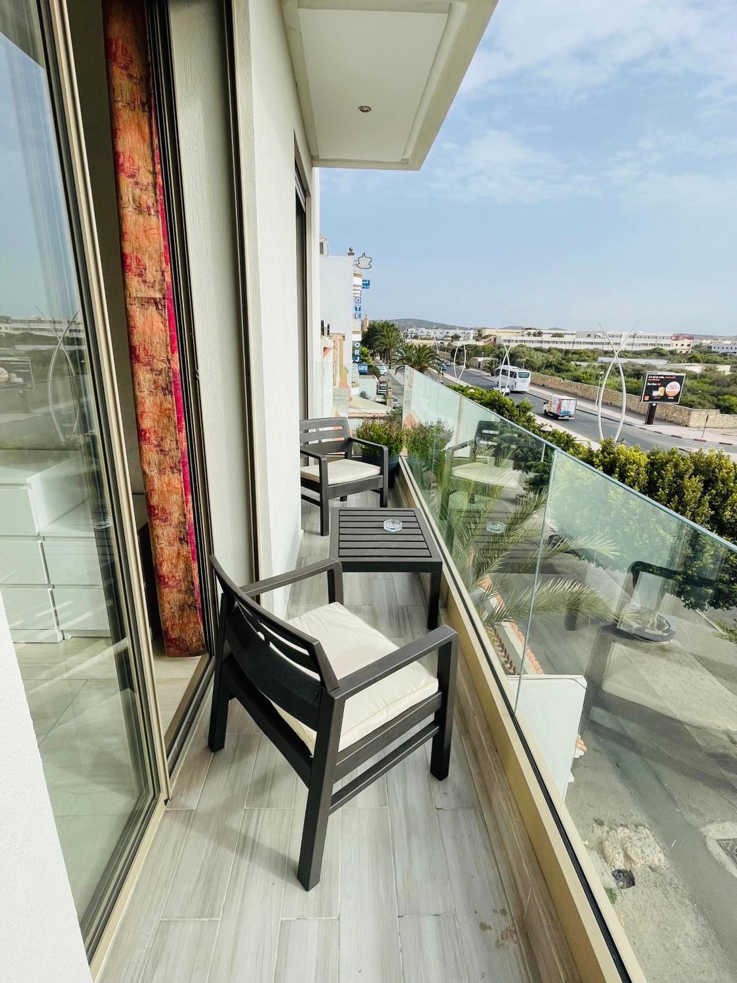 אסאוירה Prestigious Apartment מראה חיצוני תמונה